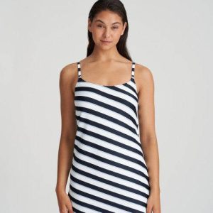 SITGES KURZES SOMMERKLEID